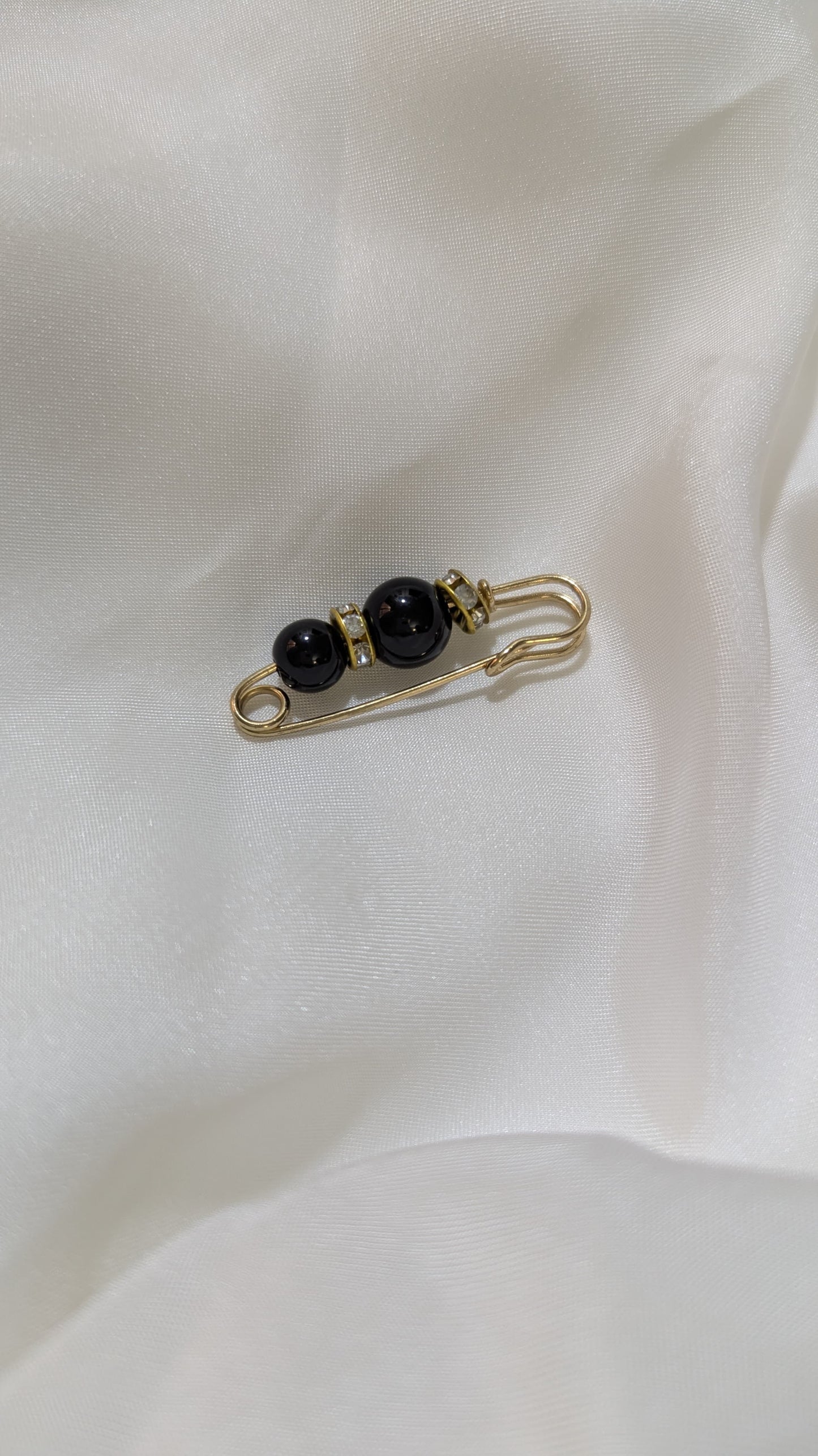 Small Pin-Black