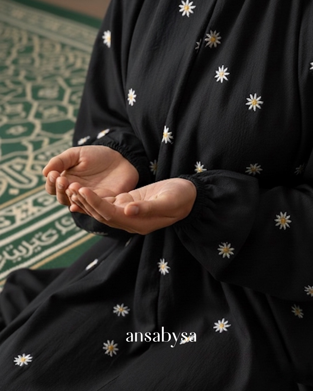 Namaz Chadar-Black Daisy